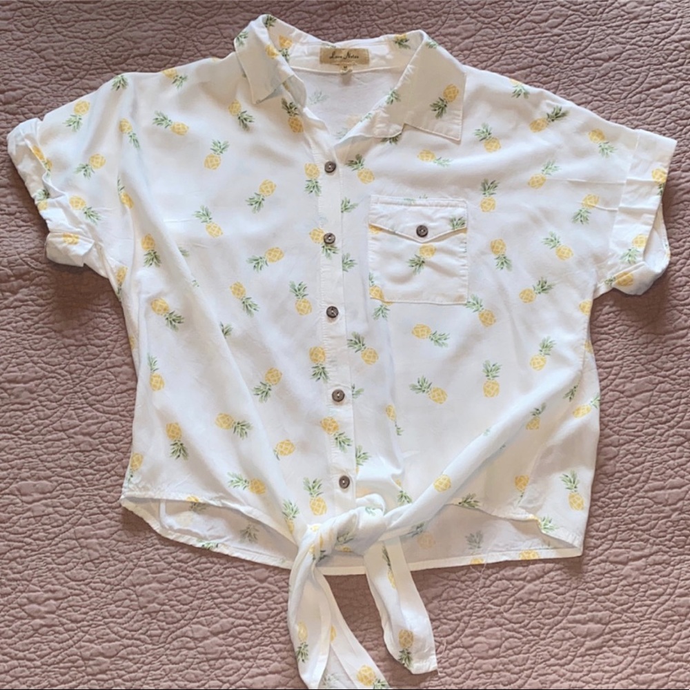 Love Notes cropped button up